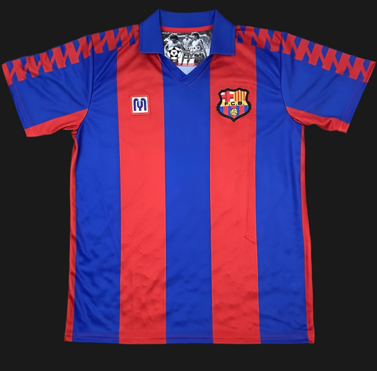 Camisa Retro Maradona Barça 1982 – El Comienzo de la Leyenda