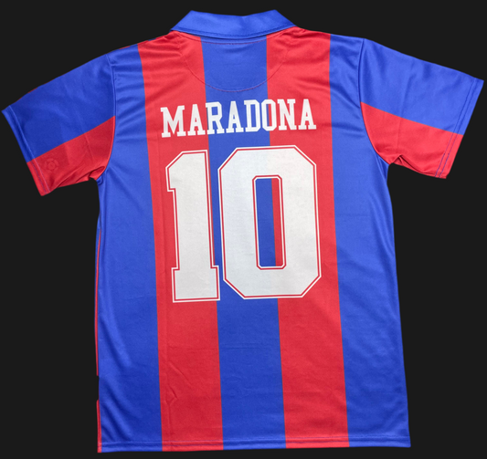 Camisa Retro Maradona Barça 1982 – El Comienzo de la Leyenda